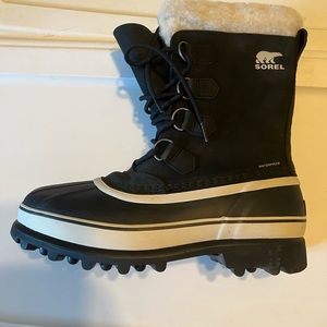 BRAND NEW Size 11 Sorel WOMEN'S CARIBOU BOOT